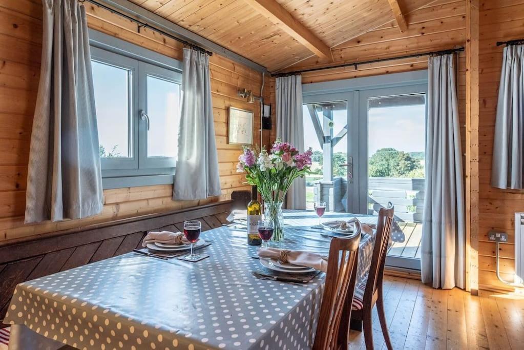 The Cabin, Parham Woodbridge Exteriér fotografie